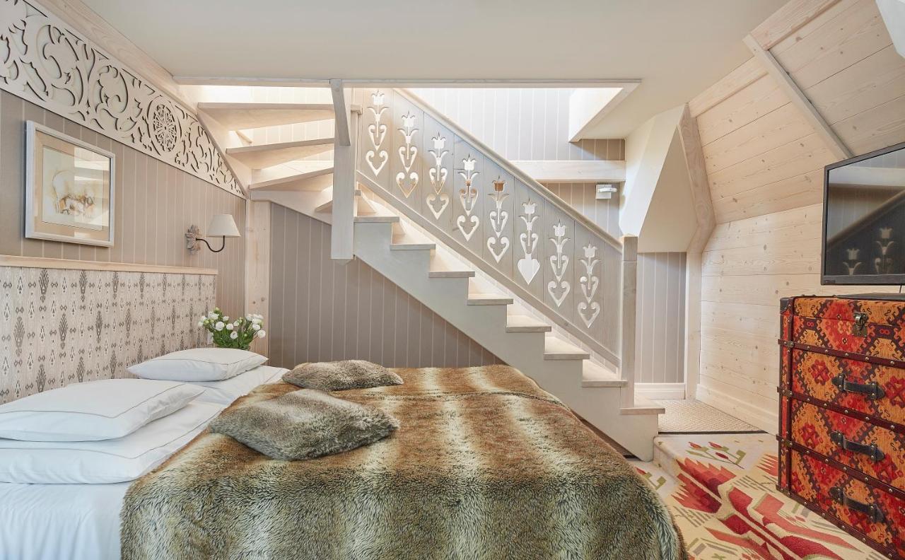 Aries Hotel & Spa Zakopane Luaran gambar A room at the Hotel Axelmannstein