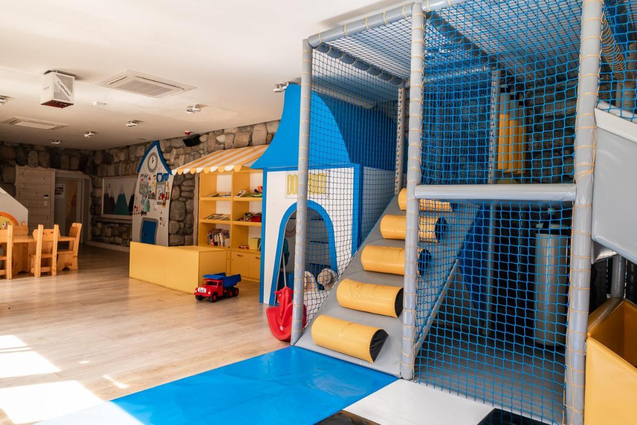 Aries Hotel & Spa Zakopane Luaran gambar The Children's Museum of Oakville