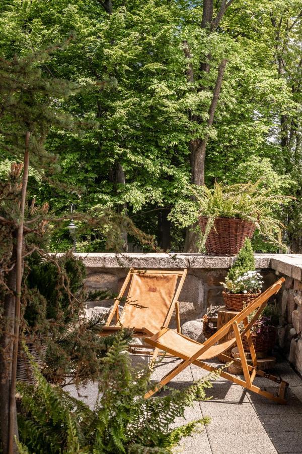 Aries Hotel & Spa Zakopane Luaran gambar The garden of the house