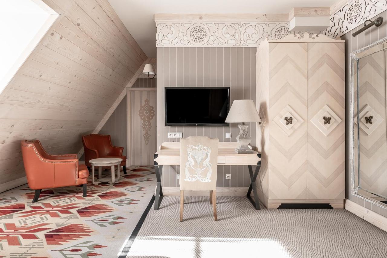 Aries Hotel & Spa Zakopane Luaran gambar A room in the hotel