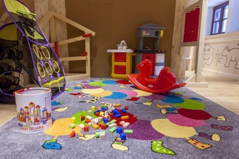 Aries Hotel & Spa Zakopane Luaran gambar Childcare